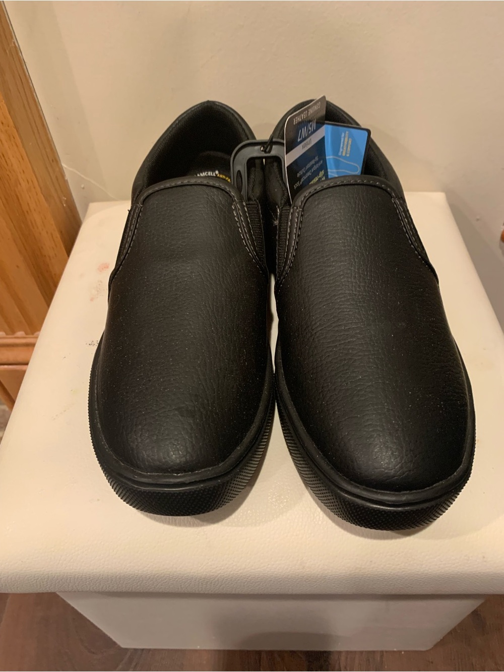 New Woman’s Everyday Black Slip-On Flats. Size 7